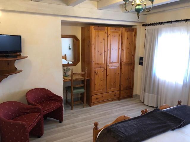 Hotel Paradiso อาเซียโก ภายนอก รูปภาพ